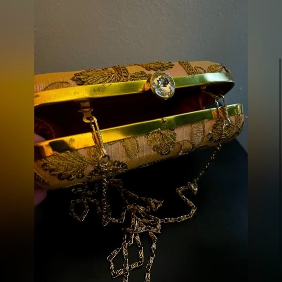 Floral sequin clutch - blush and gold - Picture 2 of 3